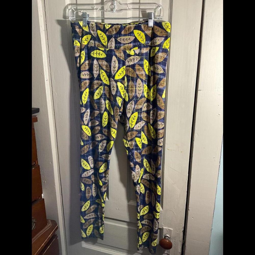 LulaRoe Vibrant Leaf Print Leggings TC